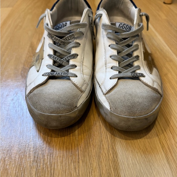 Men’s Golden Goose superstar low top sneakers in size 42. - Picture 5 of 13